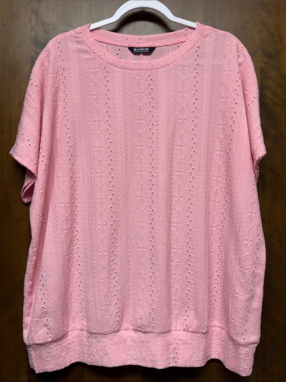 BloomChic Pink Eyelet Knit Short Sleeve Top
